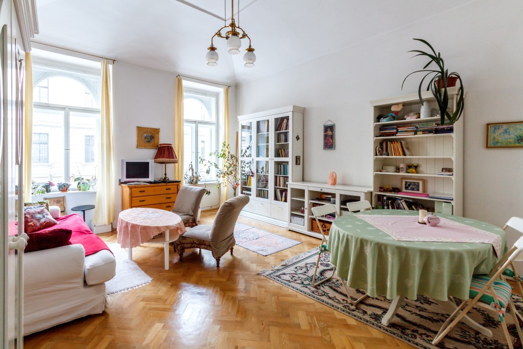 Airbnb Listing - Living room